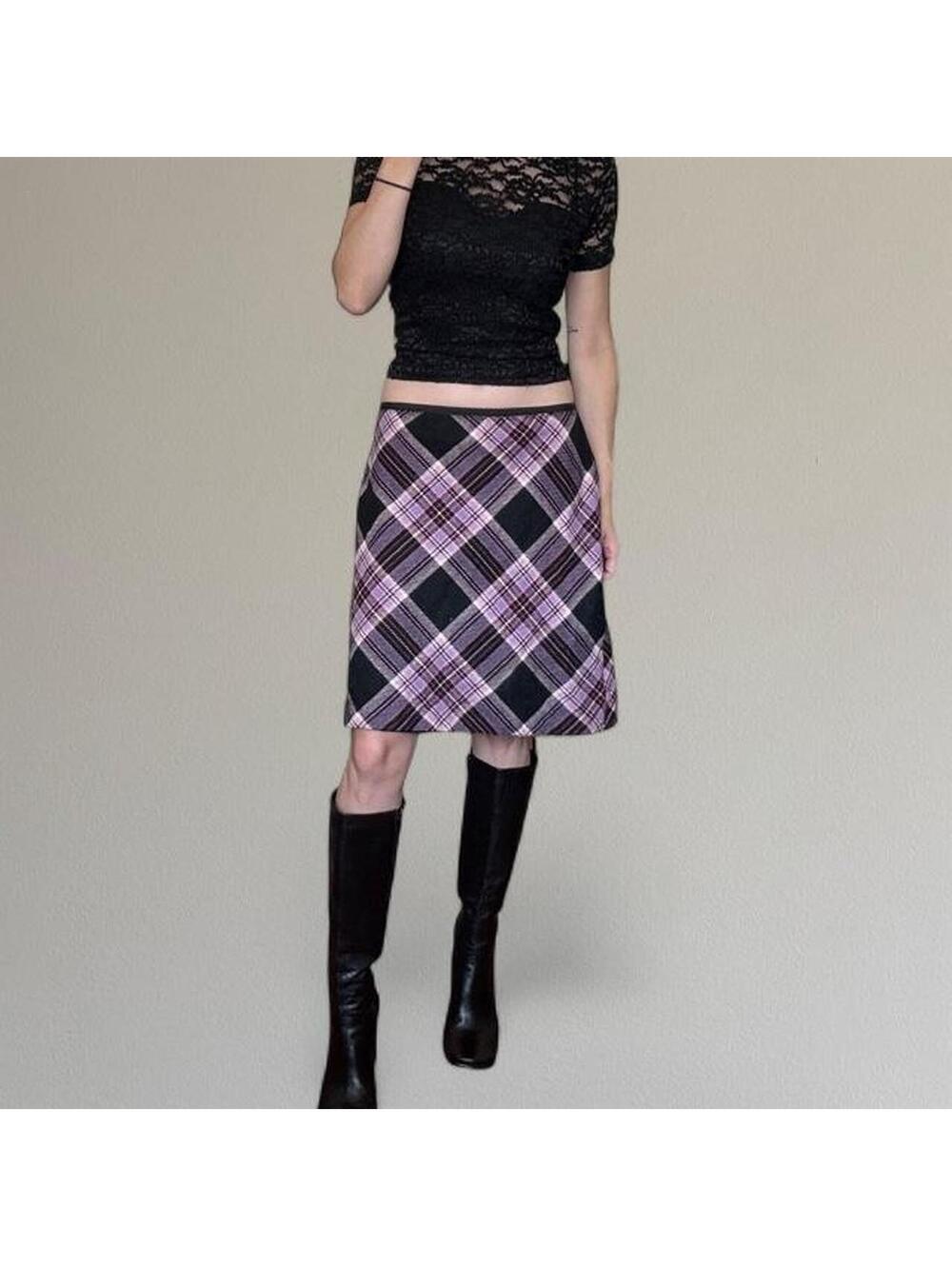 90s wool plaid pencil skirt.